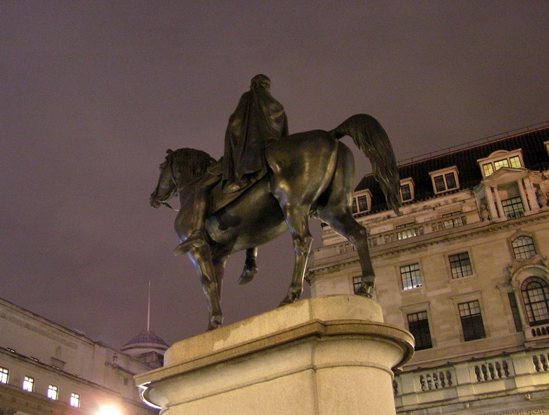 pb290087.jpg